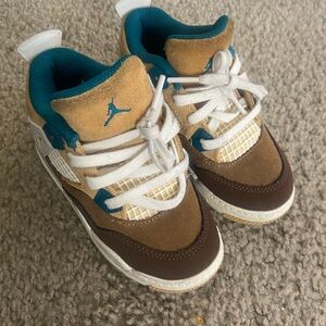 TD) Air Jordan 4 Retro 'Cacao Wow' FB2215-200